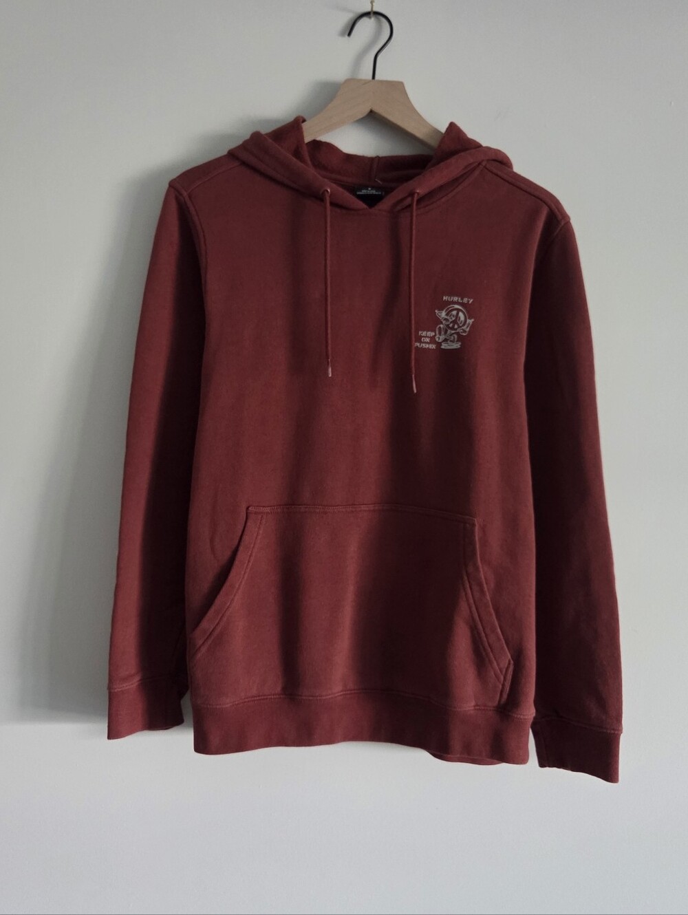 Hurley Pushin Pullover Hoodie Matador Red Graphic Skate Surf Mens Size Small - Picture 2 of 8